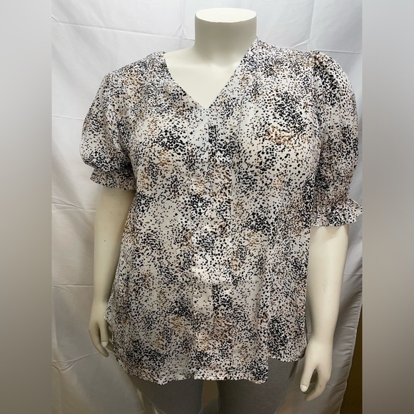 😍Plus size top 2X - Picture 1 of 2